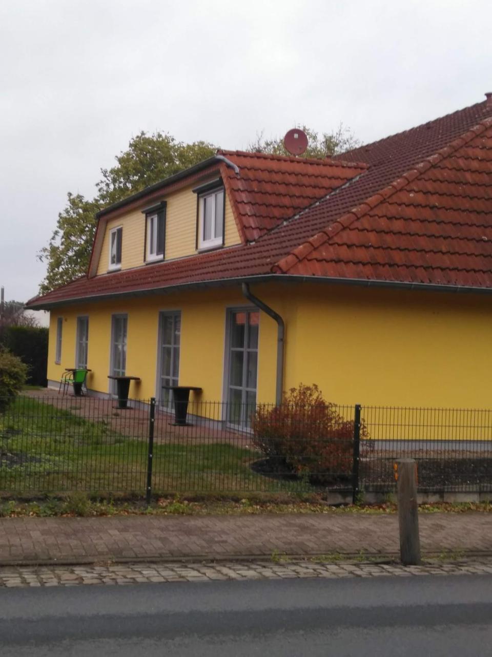 Gastehaus Allergrund Hotel Wienhausen ภายนอก รูปภาพ